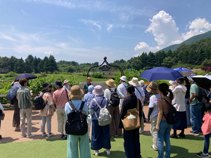 富士本栖湖リゾート　ガーデンツアー